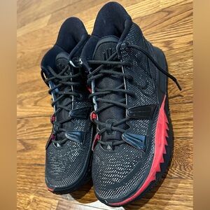 Nike Kyrie 7 Bred Black Red Basketball Shoes CQ9326-001 Mesh Athletic Sneaker